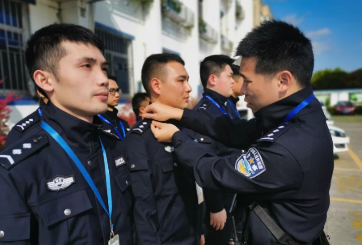 我市2人获评全省“最美基层民辅警”