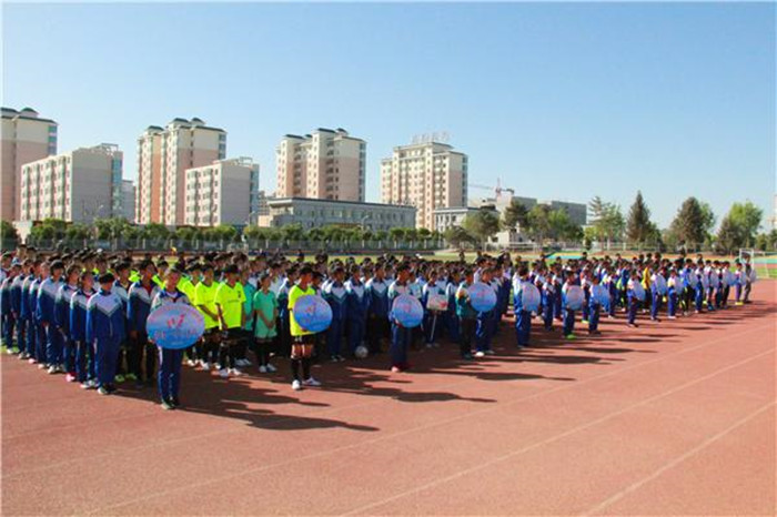 学生总体近视率将纳入政府绩效考核 中小学生体质健康管理有了新标准